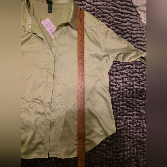 Women's Bell Long Sleeves Button Down Shiny Sage Gree Top Wild Fable XXL - Picture 12 of 14